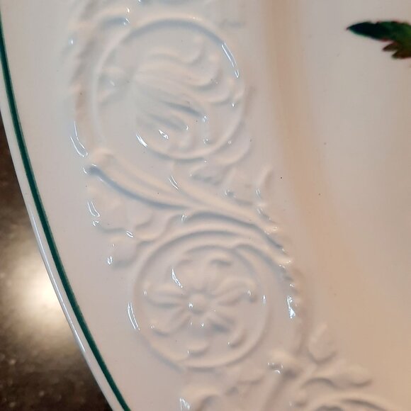 Large Antique Wedgwood Patrician "Bognor" Platter, 16" x 12 1/2" - Picture 6 of 8